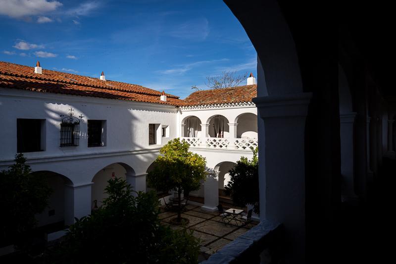 מלון La Parra  Hospederia Convento De La Parra, 06176 (Adults Only) מראה חיצוני תמונה